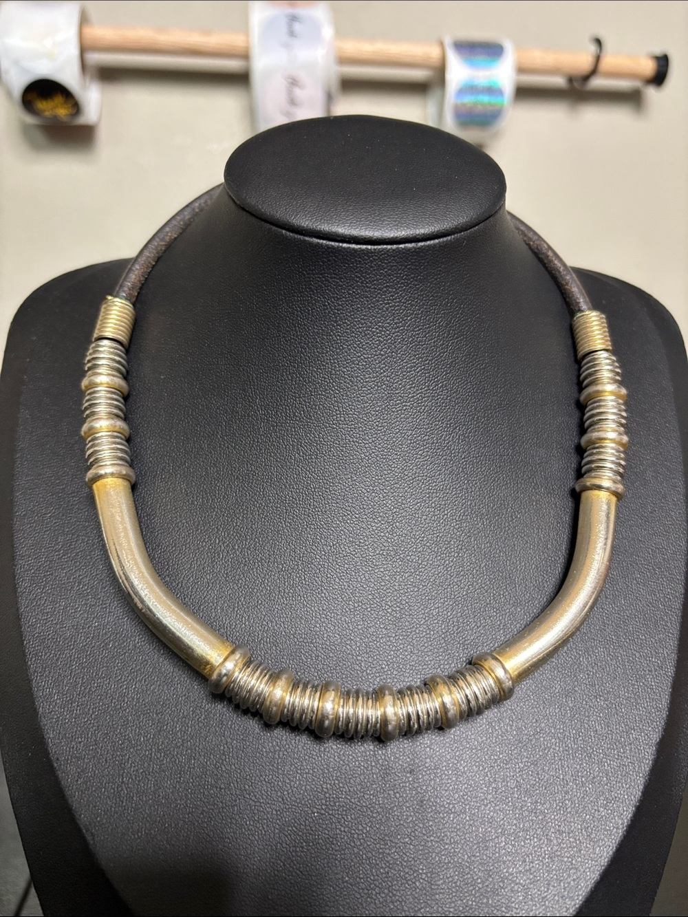 Vintage-Inspired Gold Tone Leather Tube & Coil Choker Necklace - Women's Jewelry